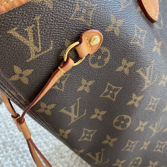 COPY - Authentic Louis Vuitton Tote Neverfull MM - Picture 4 of 10